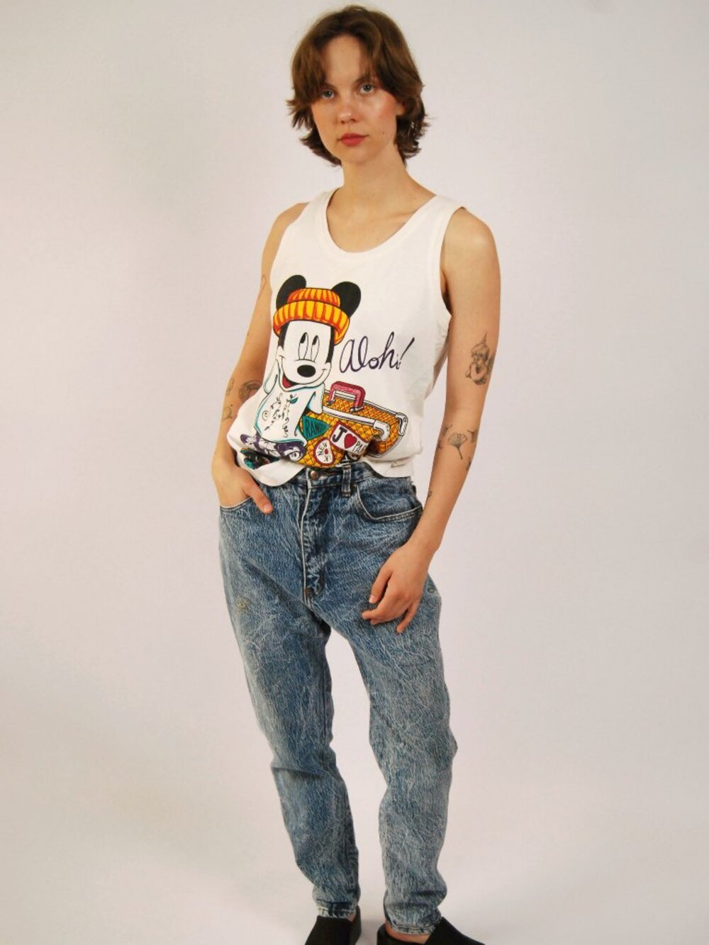 90s Mickey Mouse Tank (M) medium white vintage mens Disney travel athletic cool